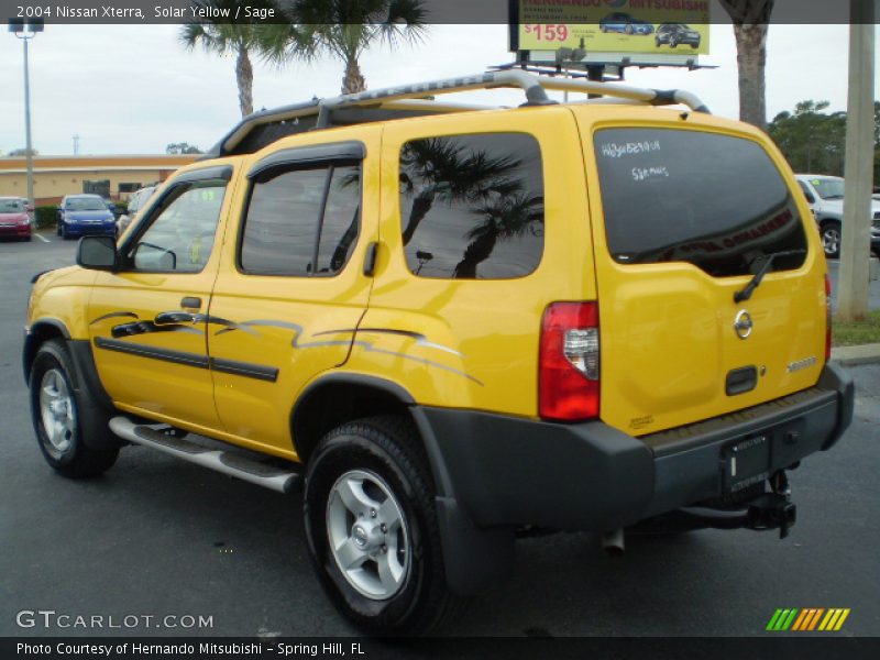 Solar Yellow / Sage 2004 Nissan Xterra