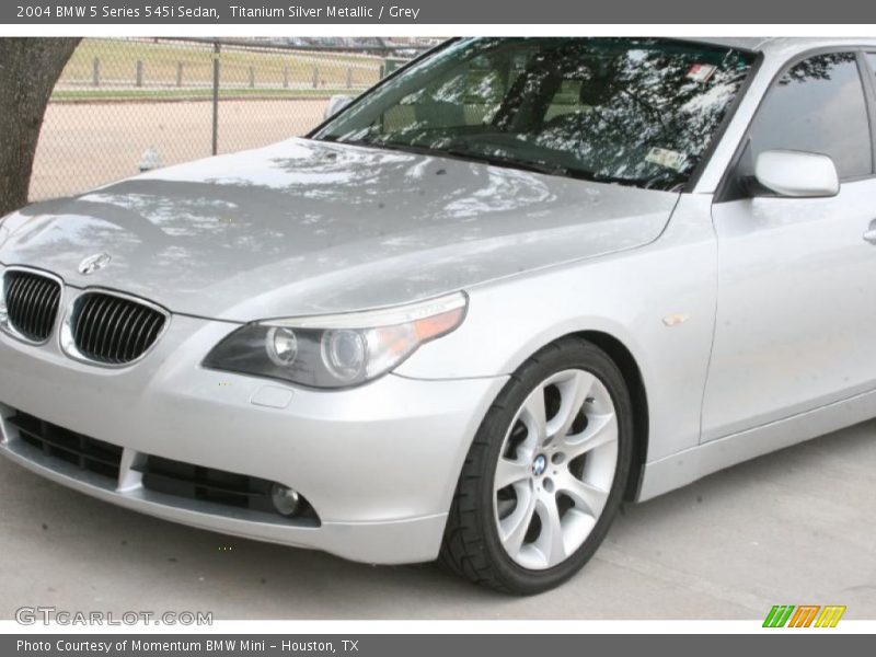 Titanium Silver Metallic / Grey 2004 BMW 5 Series 545i Sedan