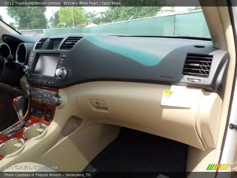 Blizzard White Pearl / Sand Beige 2011 Toyota Highlander Limited