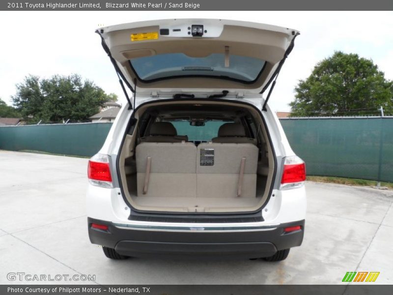 Blizzard White Pearl / Sand Beige 2011 Toyota Highlander Limited