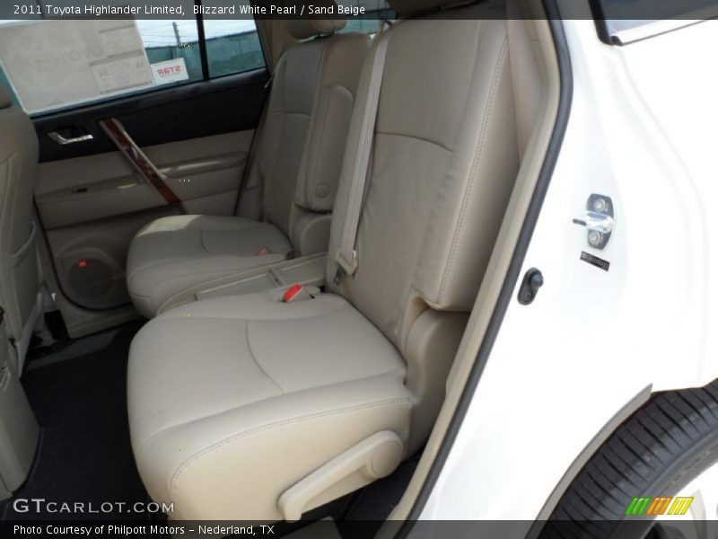Blizzard White Pearl / Sand Beige 2011 Toyota Highlander Limited