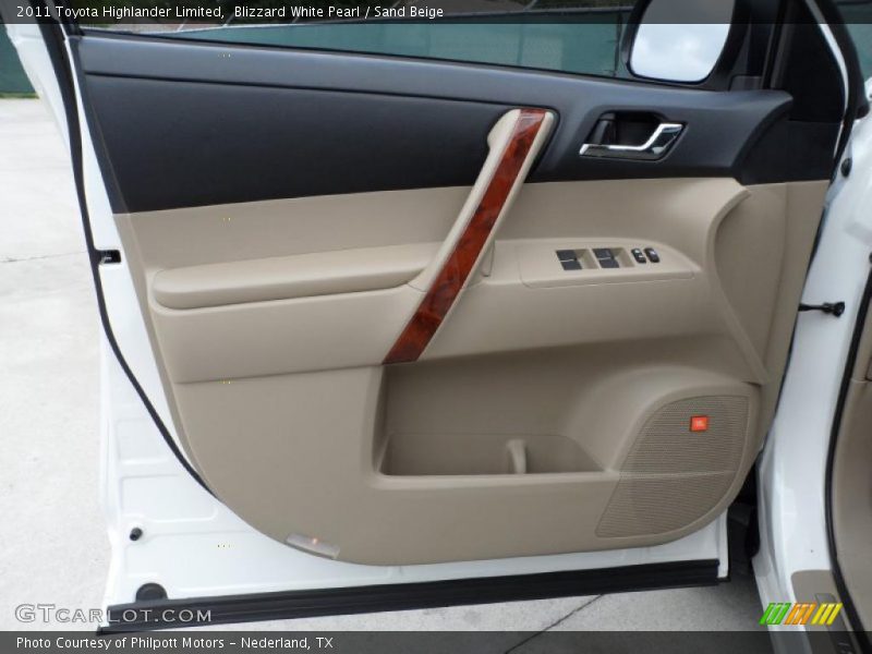 Blizzard White Pearl / Sand Beige 2011 Toyota Highlander Limited