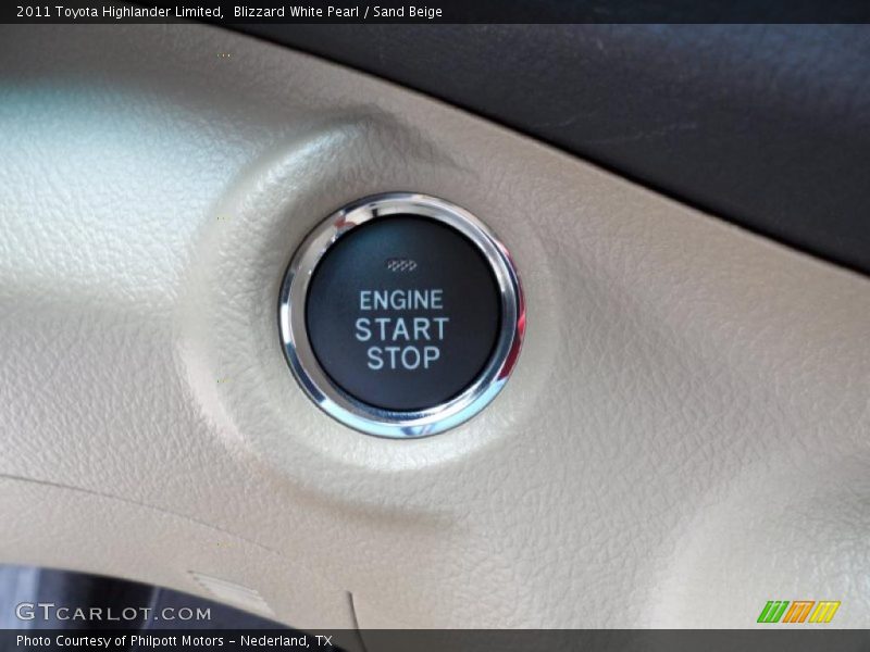 Blizzard White Pearl / Sand Beige 2011 Toyota Highlander Limited