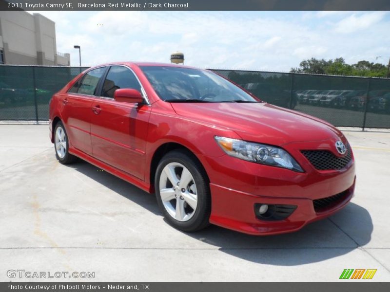 Barcelona Red Metallic / Dark Charcoal 2011 Toyota Camry SE