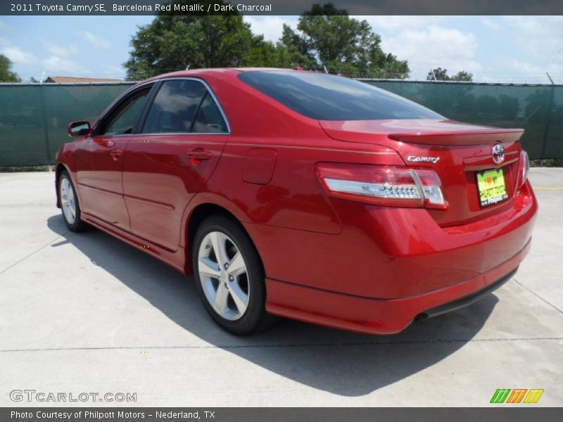 Barcelona Red Metallic / Dark Charcoal 2011 Toyota Camry SE