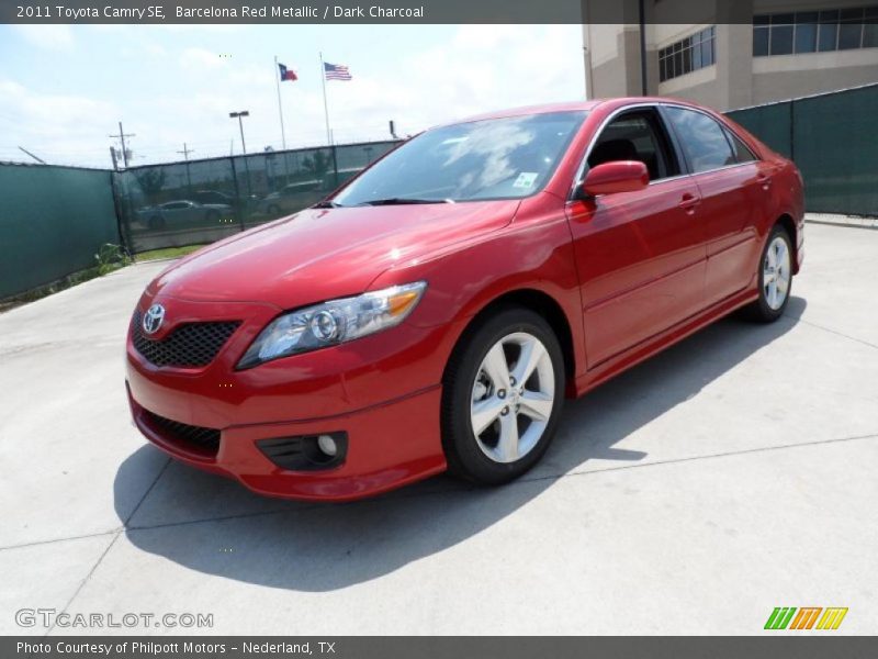 Barcelona Red Metallic / Dark Charcoal 2011 Toyota Camry SE