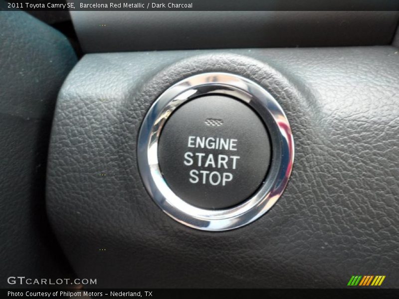 Barcelona Red Metallic / Dark Charcoal 2011 Toyota Camry SE