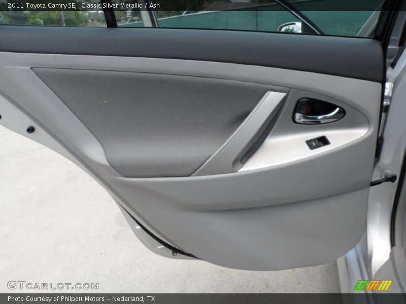 Classic Silver Metallic / Ash 2011 Toyota Camry SE