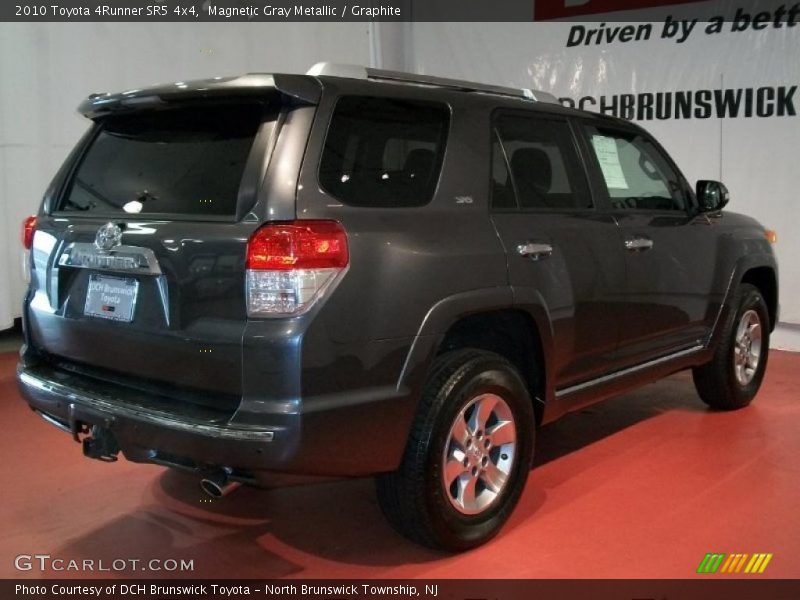 Magnetic Gray Metallic / Graphite 2010 Toyota 4Runner SR5 4x4