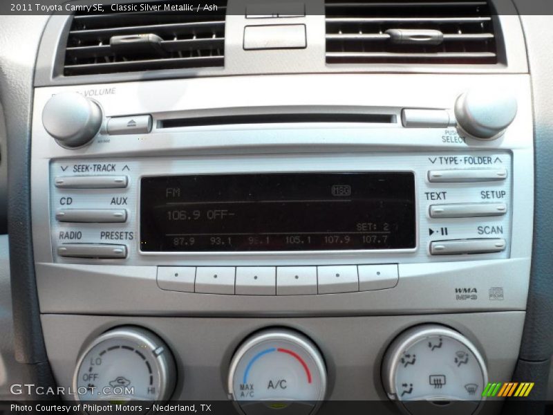 Classic Silver Metallic / Ash 2011 Toyota Camry SE