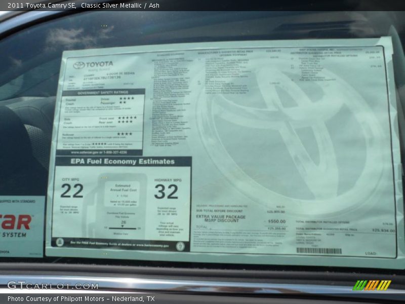 Classic Silver Metallic / Ash 2011 Toyota Camry SE
