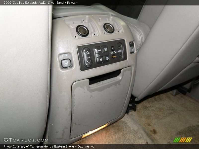 Silver Sand / Pewter 2002 Cadillac Escalade AWD