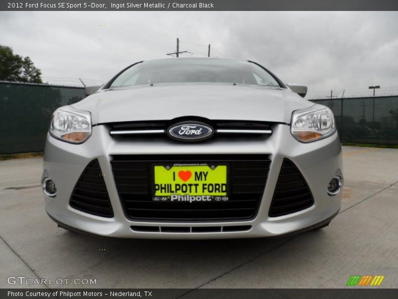Ingot Silver Metallic / Charcoal Black 2012 Ford Focus SE Sport 5-Door