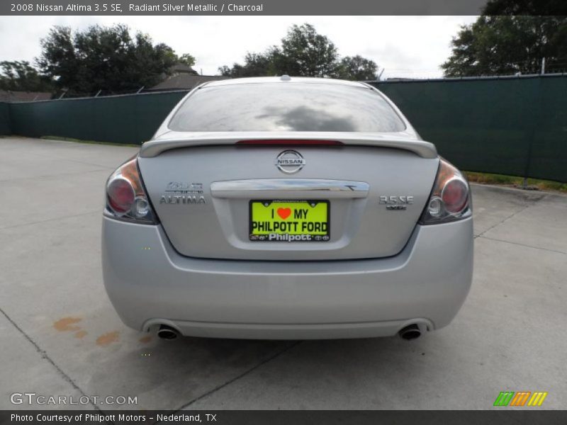 Radiant Silver Metallic / Charcoal 2008 Nissan Altima 3.5 SE
