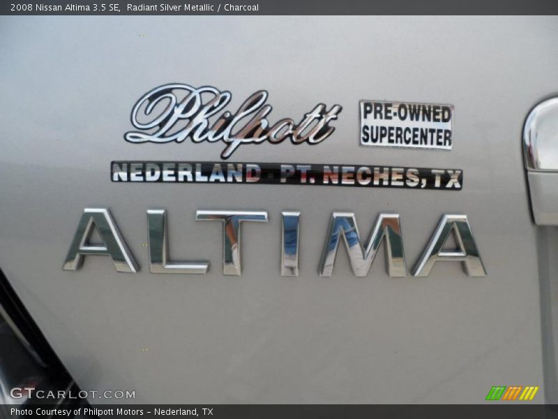 Radiant Silver Metallic / Charcoal 2008 Nissan Altima 3.5 SE