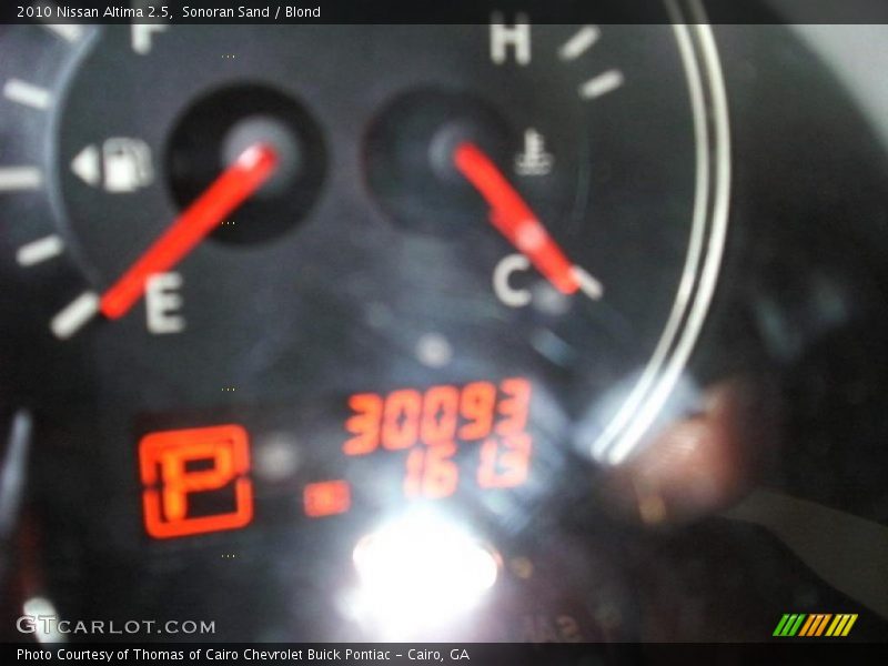 Sonoran Sand / Blond 2010 Nissan Altima 2.5