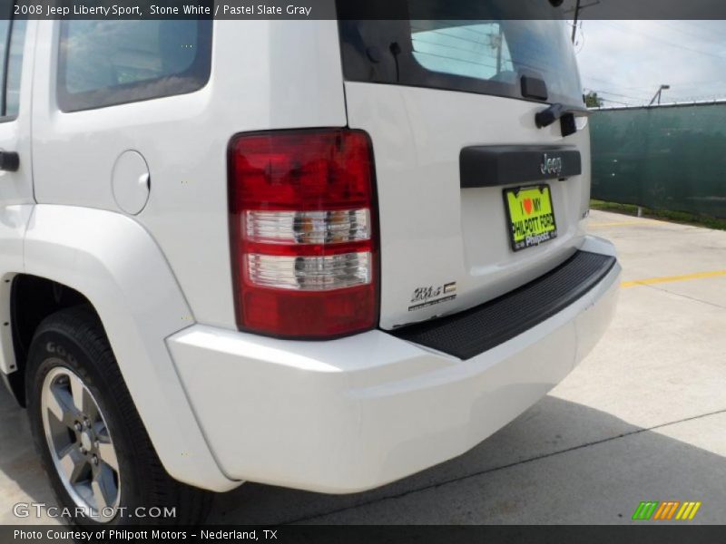 Stone White / Pastel Slate Gray 2008 Jeep Liberty Sport