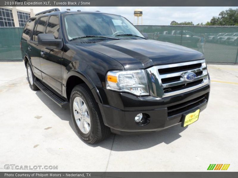 Tuxedo Black / Stone 2010 Ford Expedition XLT