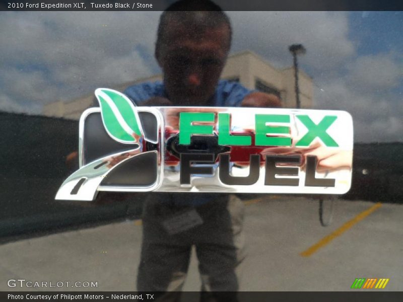  2010 Expedition XLT Logo