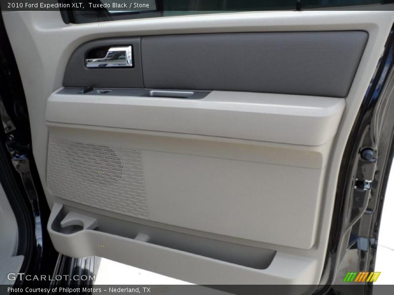 Tuxedo Black / Stone 2010 Ford Expedition XLT