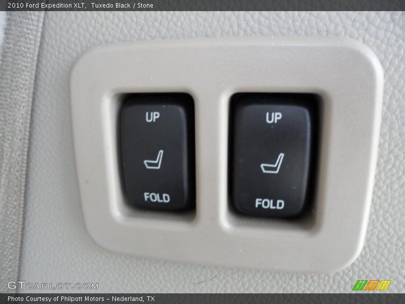 Tuxedo Black / Stone 2010 Ford Expedition XLT