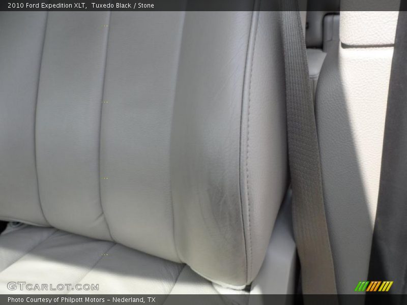 Tuxedo Black / Stone 2010 Ford Expedition XLT