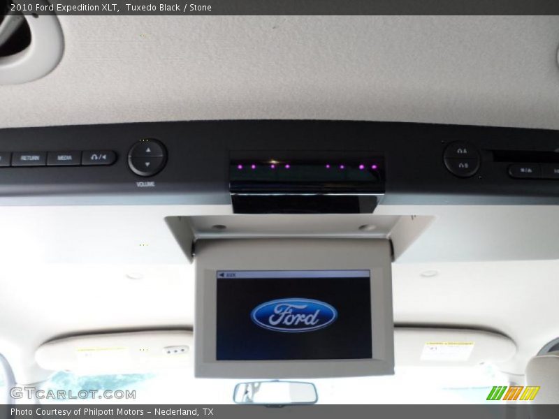 Tuxedo Black / Stone 2010 Ford Expedition XLT