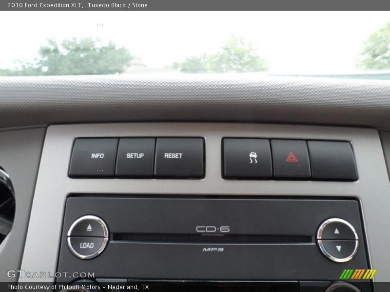 Tuxedo Black / Stone 2010 Ford Expedition XLT