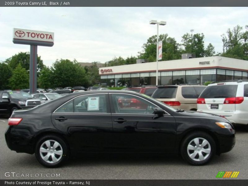 Black / Ash 2009 Toyota Camry LE