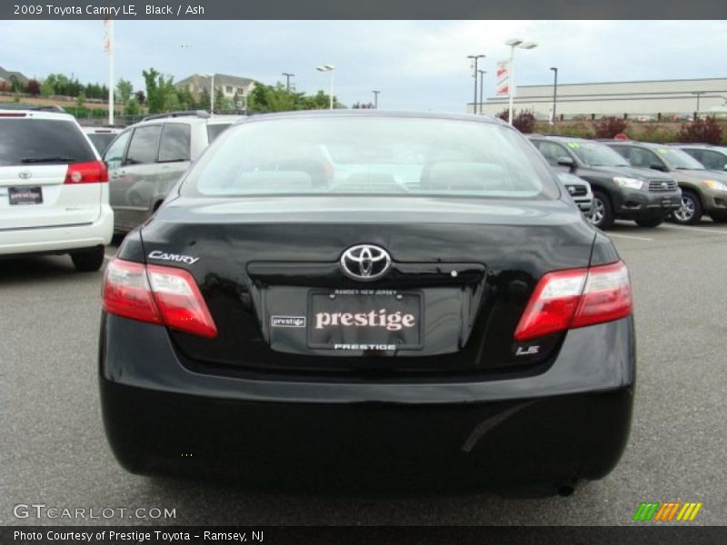 Black / Ash 2009 Toyota Camry LE