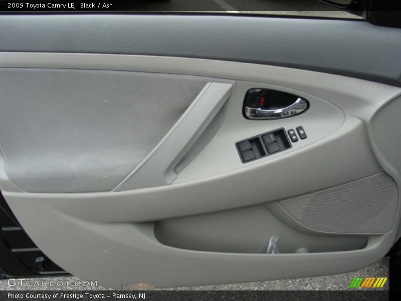 Black / Ash 2009 Toyota Camry LE