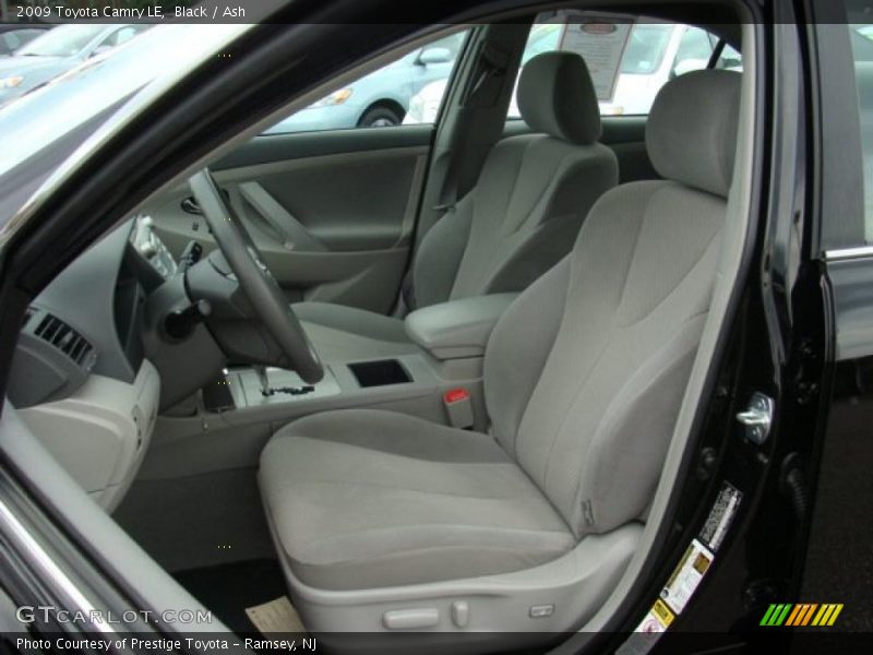 Black / Ash 2009 Toyota Camry LE