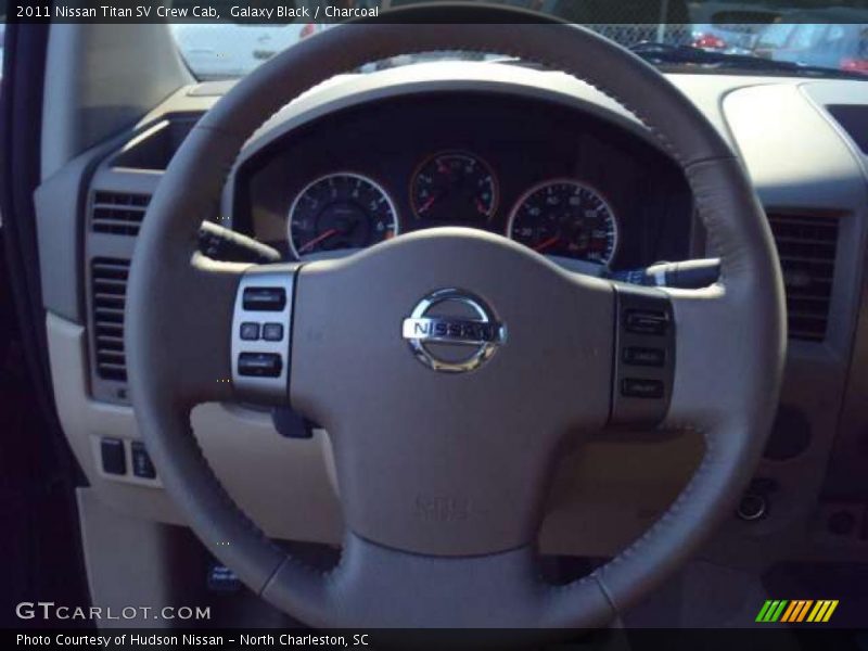 Galaxy Black / Charcoal 2011 Nissan Titan SV Crew Cab