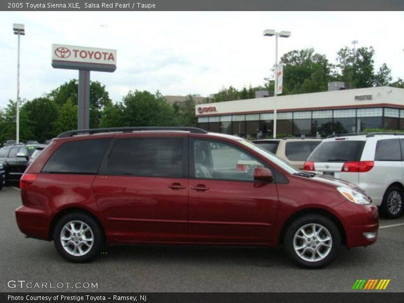 Salsa Red Pearl / Taupe 2005 Toyota Sienna XLE