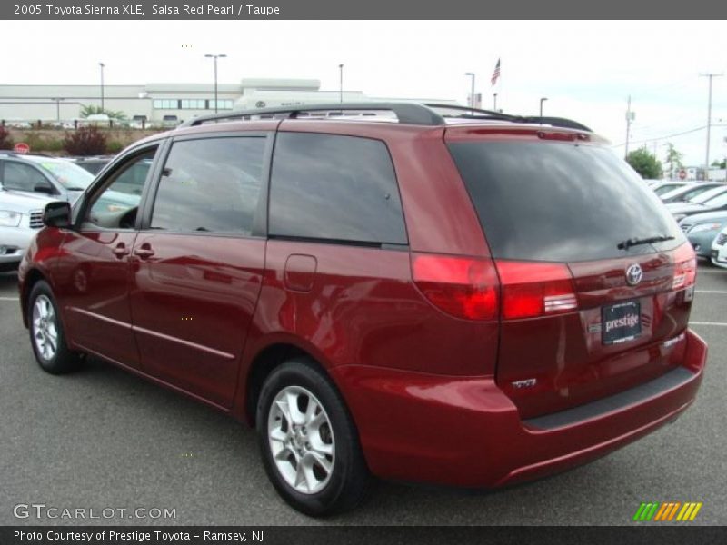 Salsa Red Pearl / Taupe 2005 Toyota Sienna XLE
