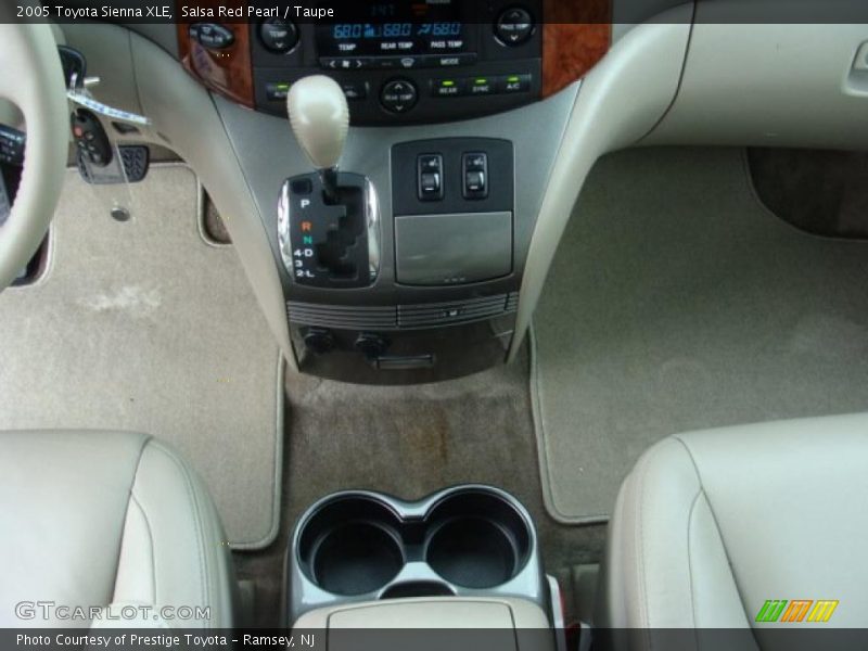 Salsa Red Pearl / Taupe 2005 Toyota Sienna XLE