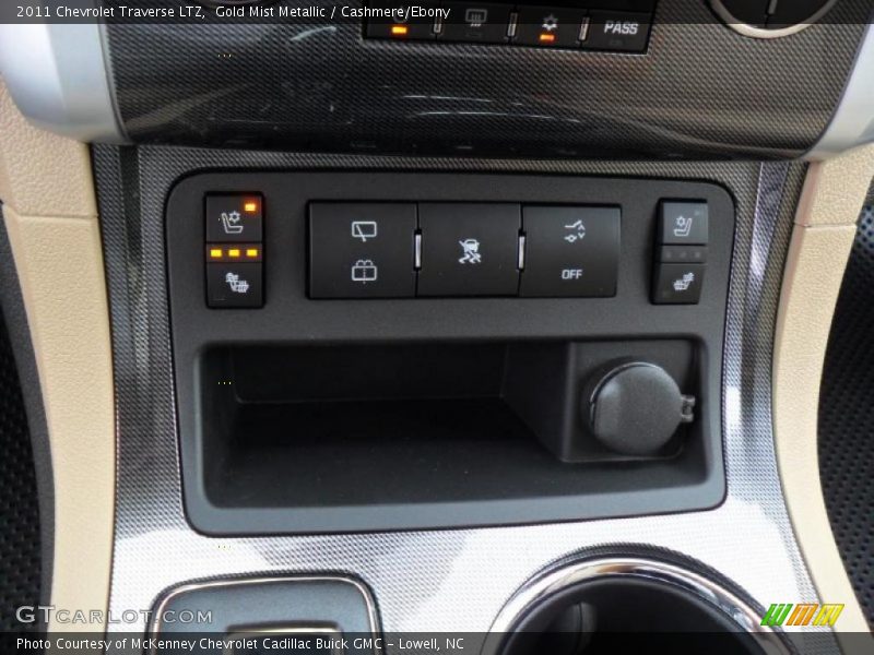 Gold Mist Metallic / Cashmere/Ebony 2011 Chevrolet Traverse LTZ