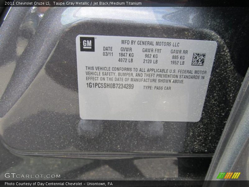 Taupe Gray Metallic / Jet Black/Medium Titanium 2011 Chevrolet Cruze LS