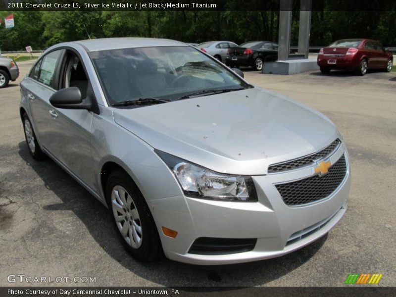 Silver Ice Metallic / Jet Black/Medium Titanium 2011 Chevrolet Cruze LS