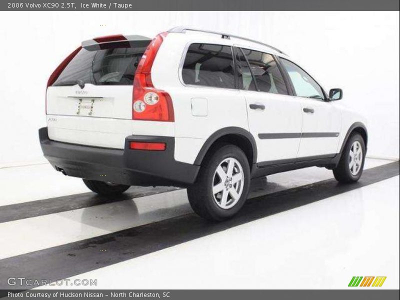 Ice White / Taupe 2006 Volvo XC90 2.5T