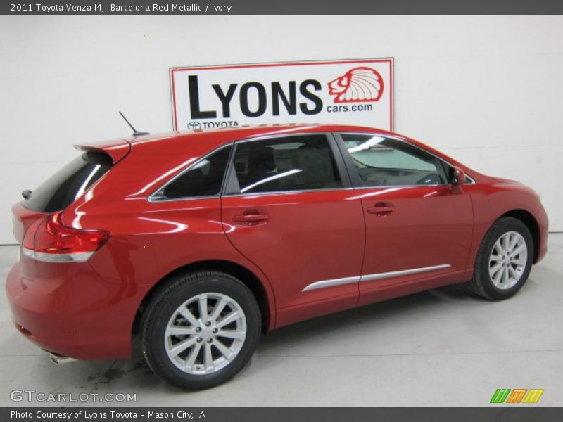 Barcelona Red Metallic / Ivory 2011 Toyota Venza I4
