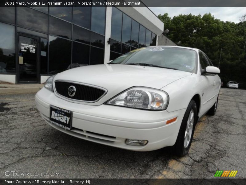 Vibrant White / Medium Parchment 2001 Mercury Sable LS Premium Sedan