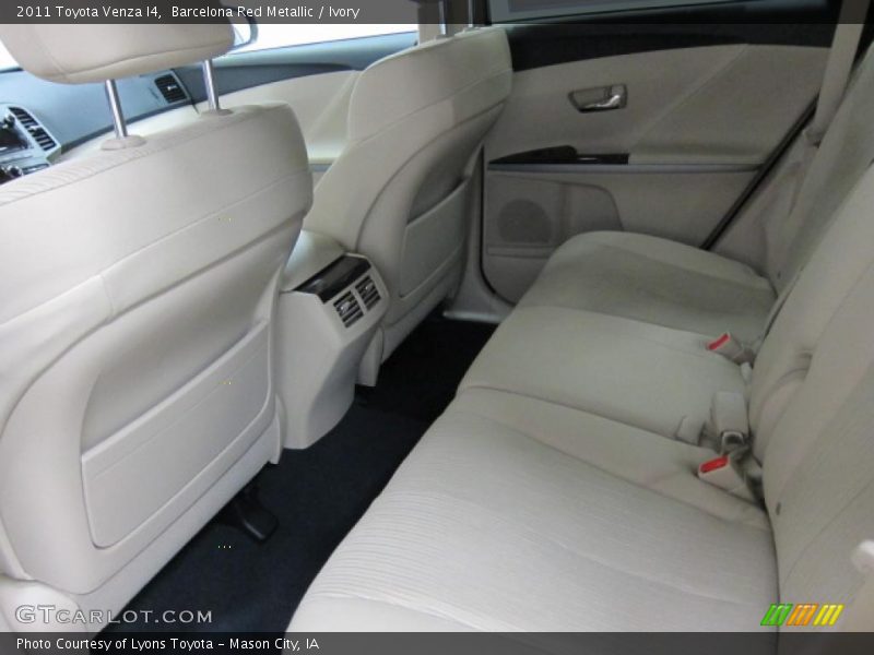 Barcelona Red Metallic / Ivory 2011 Toyota Venza I4
