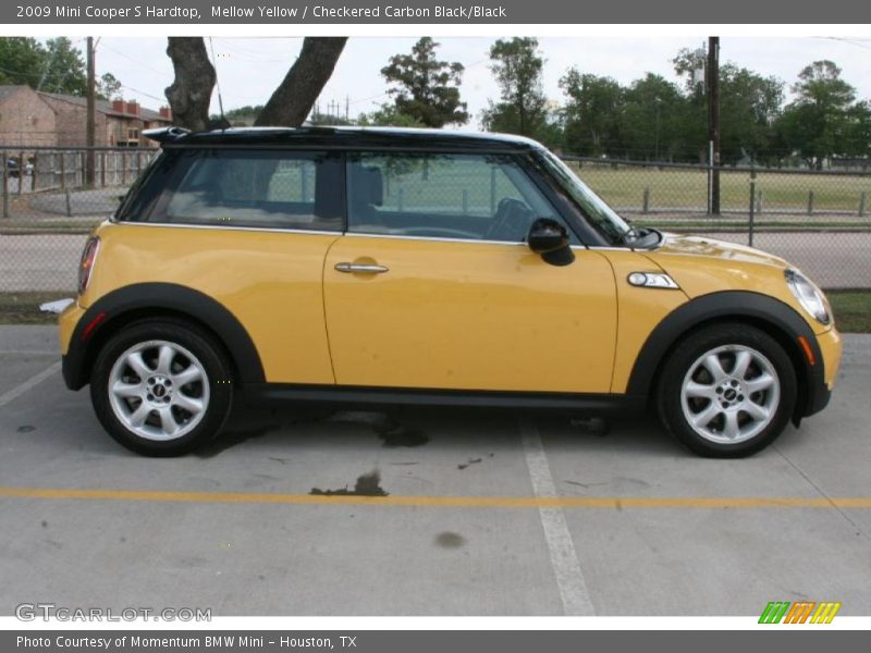 Mellow Yellow / Checkered Carbon Black/Black 2009 Mini Cooper S Hardtop