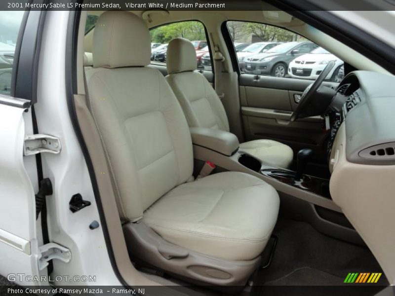  2001 Sable LS Premium Sedan Medium Parchment Interior