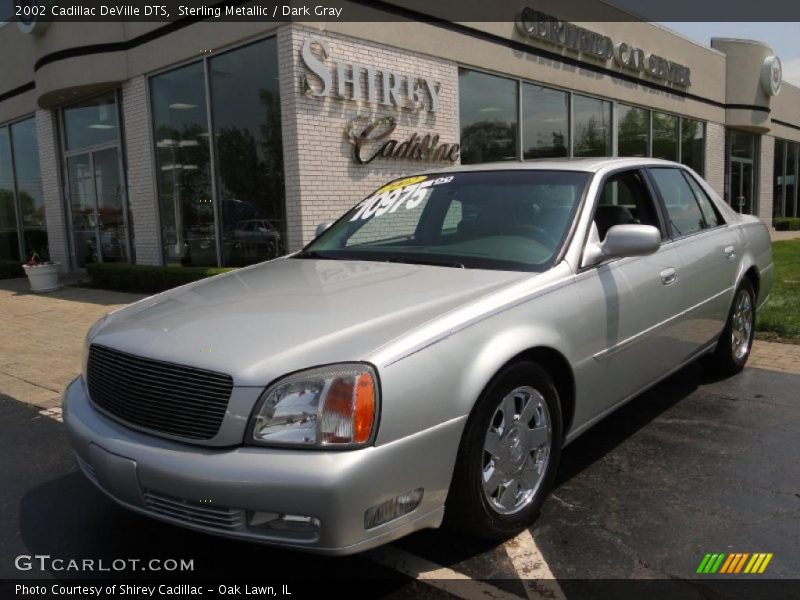 Sterling Metallic / Dark Gray 2002 Cadillac DeVille DTS