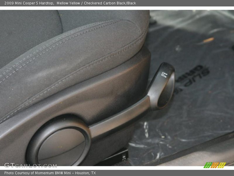 Mellow Yellow / Checkered Carbon Black/Black 2009 Mini Cooper S Hardtop