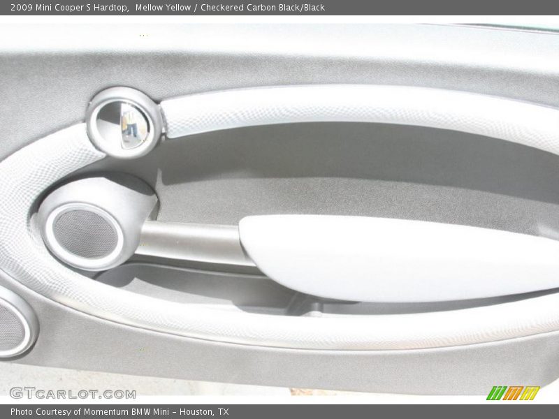 Mellow Yellow / Checkered Carbon Black/Black 2009 Mini Cooper S Hardtop