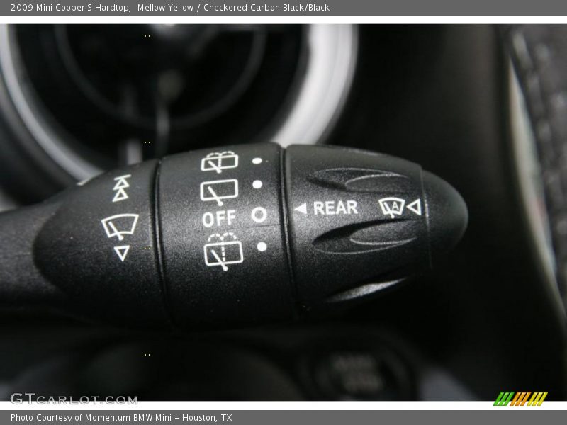 Mellow Yellow / Checkered Carbon Black/Black 2009 Mini Cooper S Hardtop