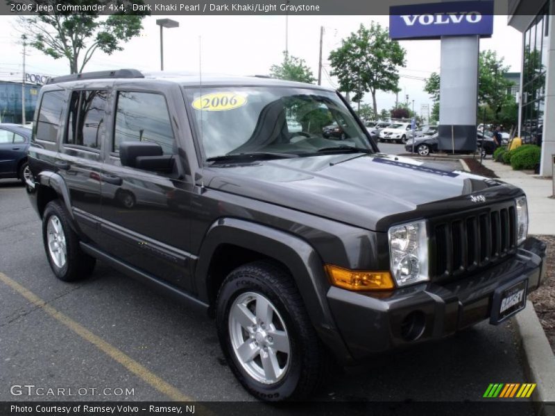 Dark Khaki Pearl / Dark Khaki/Light Graystone 2006 Jeep Commander 4x4